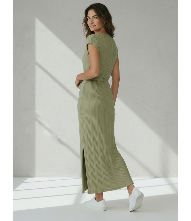 JDY JDYSONAL - fijn gebreide lange dames jurk in sage groen met subtiele glitter
