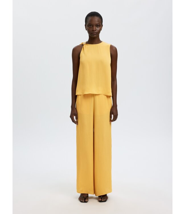 Selected Femme SLFLAURA Trim Top – dames top met ronde hals en schouderdetail