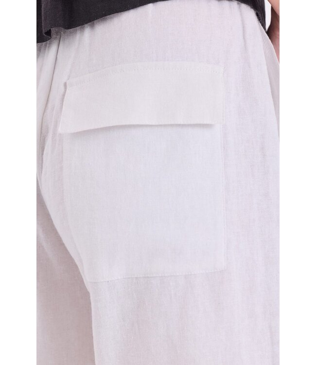 Freequent FQLAVA Shorts - witte linnenmix dames shorts met elastische taille