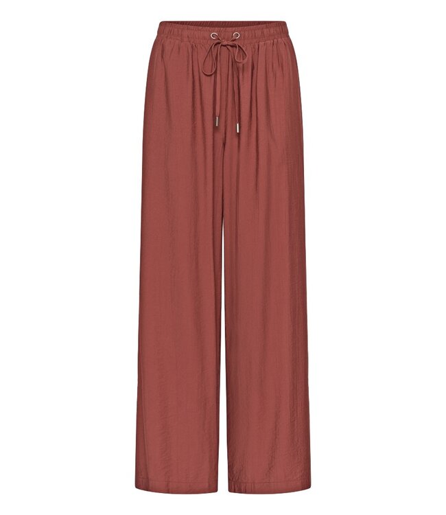 KAFFE KAemily roestbruine dames broek met wijde pijpen