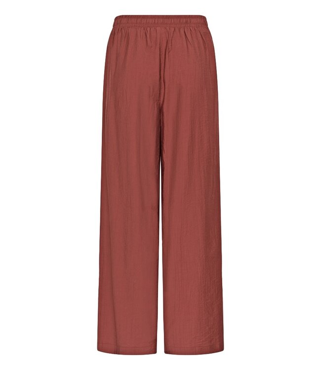 KAFFE KAemily roestbruine dames broek met wijde pijpen