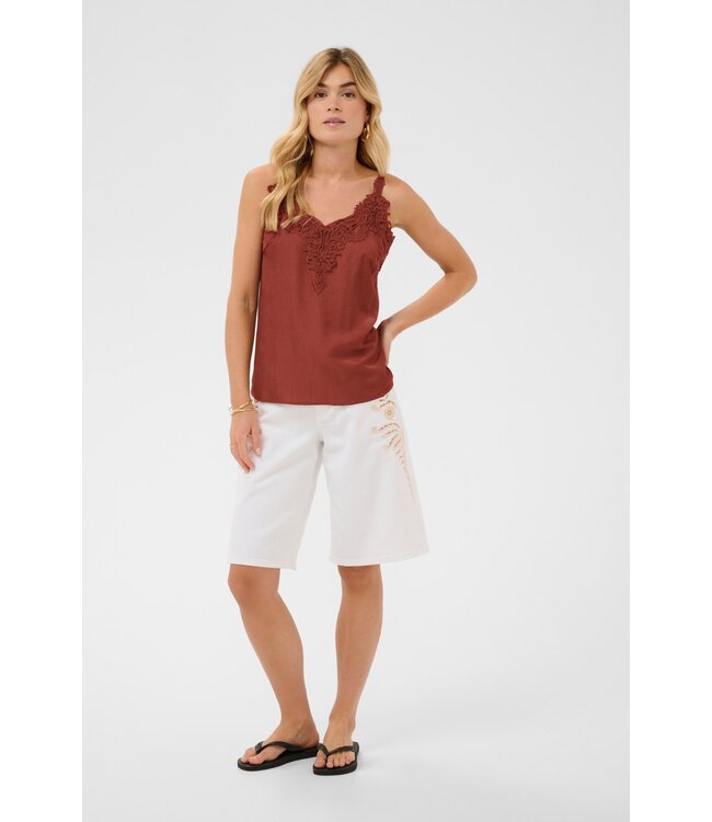 CREAM CRAnna dames top in brandy bruin met kantdetails en fijne bandjes