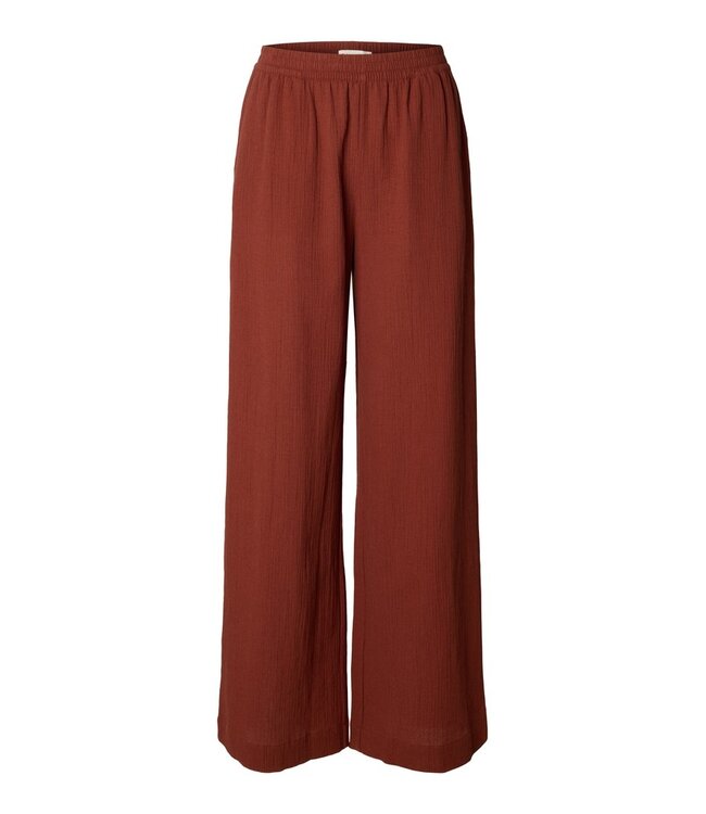 Selected Femme SLFFINNIE terracotta dames wide leg broek in biologisch katoen en linnen
