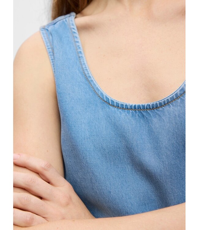 Object OBJFRAME lichtblauwe mouwloze denim jurk