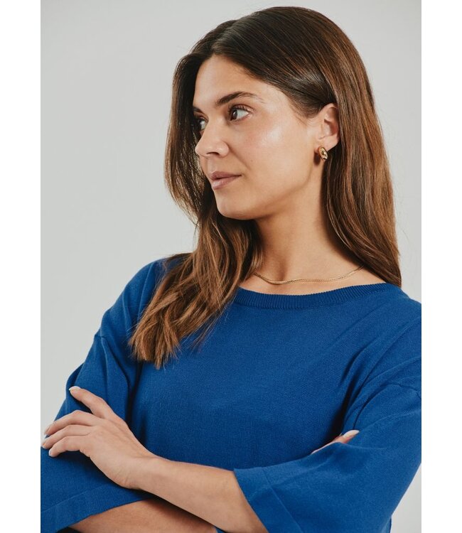 Freequent FQCONNY fijngebreide dames pullover blauw met halflange mouwen