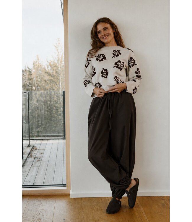Freequent FQALPI damespullover Moonbeam met bruine bloemenprint en zachte knit