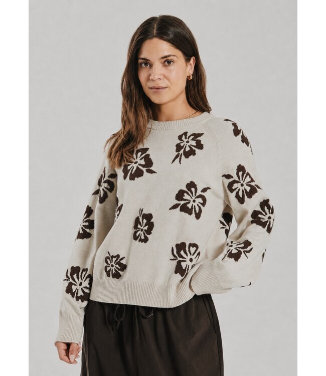 Freequent FQALPI damespullover Moonbeam met bruine bloemenprint en zachte knit