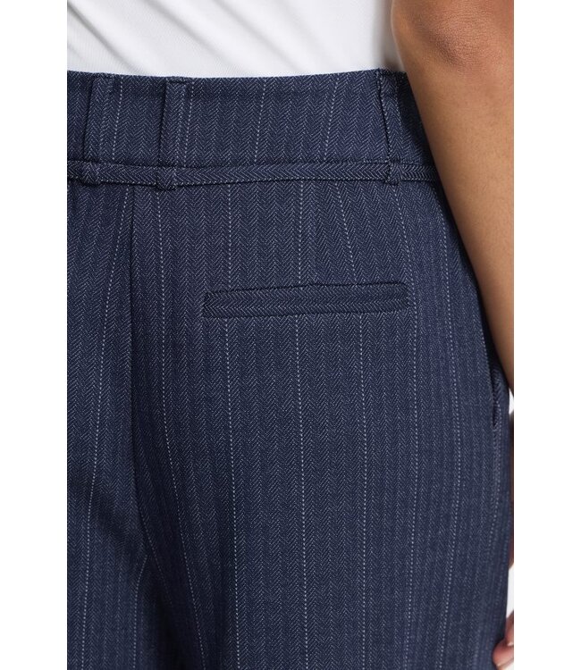 ICHI IHKATE Pinelle Wide Pant Dark Blue – Wijde krijtstreepbroek met strikceintuur