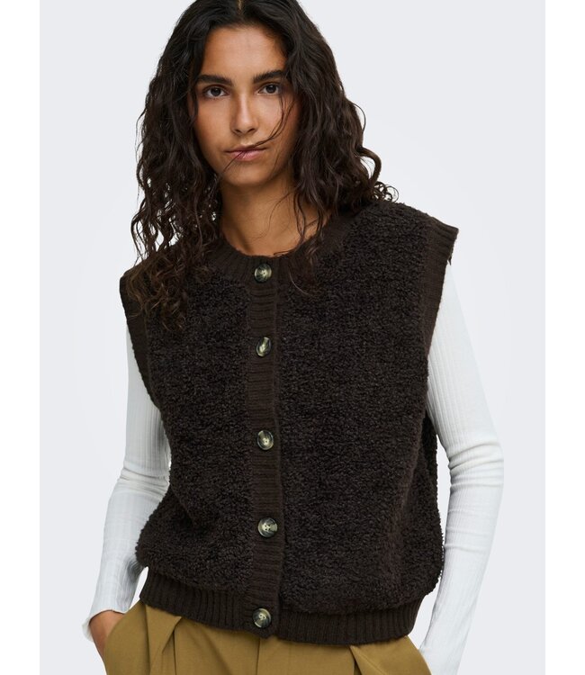 JDY JDYEIRA Life On Button Vest Chocolate Torte – Fluffy bruin damesvest met knopen