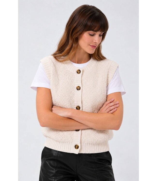 JDY JDYEIRA Life On Button Vest Birch – Fluffy ecru damesvest met knopen