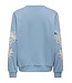 JDY JDYMESA Mindy Emb Sweat Windward Blue – Lichtblauwe dames sweater met ecru borduurwerk