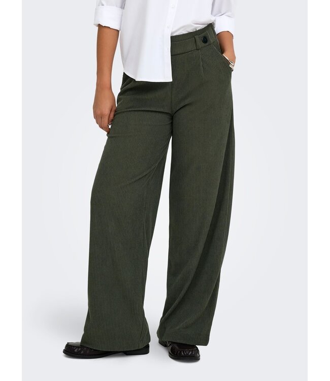 JDY JDYGEGGO Corduroy Pant Black Olive – Groene ribfluwelen broek met wijde pijpen