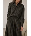 KAFFE KAhelie Skirt Black/Brown Check – Lange geruite damesrok met elastische taille