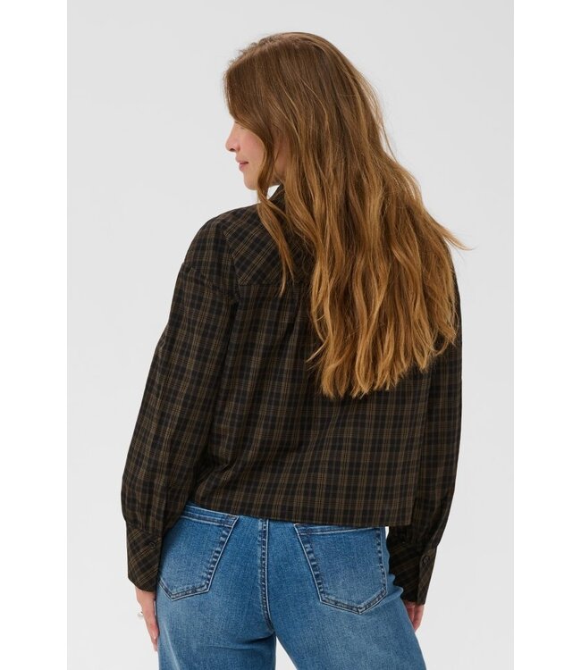 KAFFE KAhelie Check Shirt Black/Brown Check – Geruit dameshemd met boxy fit