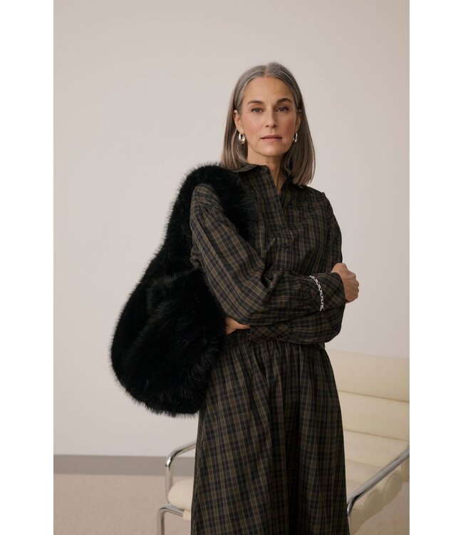 KAFFE KAhelie Check Shirt Black/Brown Check – Geruit dameshemd met boxy fit