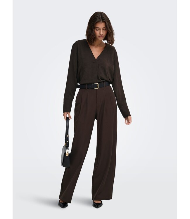 JDY JDYLION V-Neck Top Chocolate Torte – Chocoladebruine damesblouse met V-hals