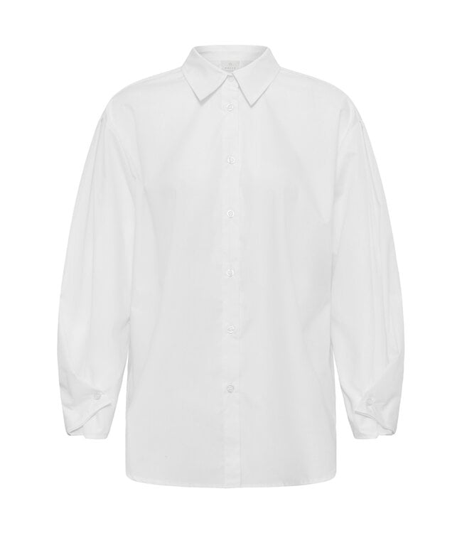 KAFFE KAmathilde Shirt Optical White – Witte loose fit damesblouse met plooidetails