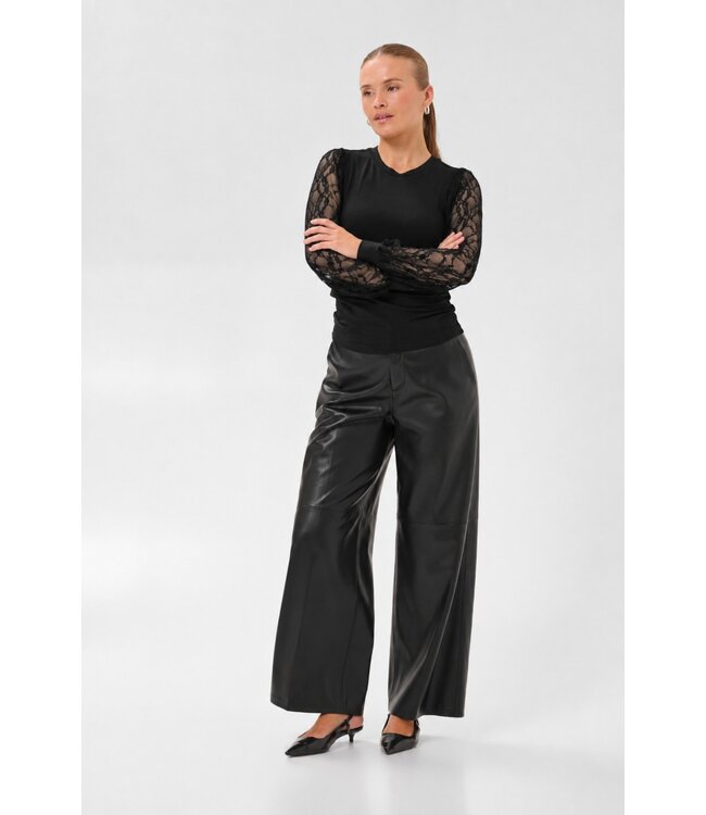 KAFFE KAliana Lace Blouse Black Deep – Zwarte damestop met kanten mouwen