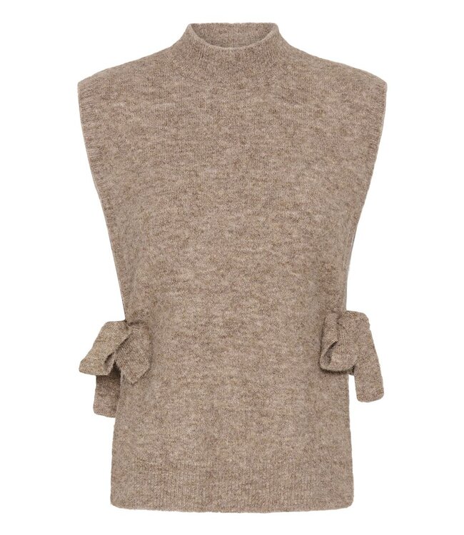 KAFFE KAmartine Knit Vest Desert Taupe Melange – Gebreid damesvest met strikdetails