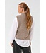 KAFFE KAmartine Knit Vest Desert Taupe Melange – Gebreid damesvest met strikdetails
