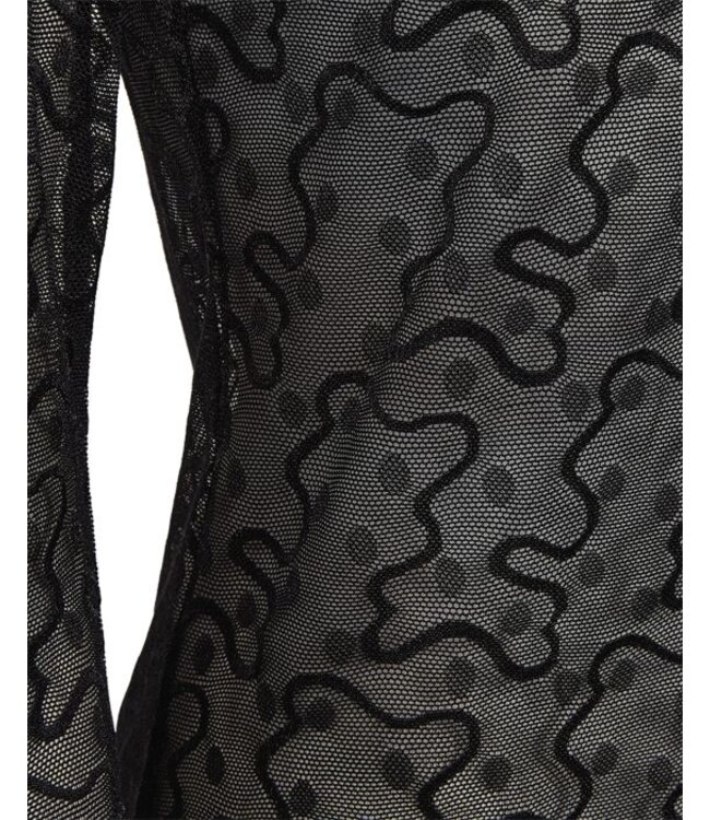 Freequent FQISBY Tee Black – Zwarte transparante mesh damestop met lange mouwen
