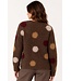 JDY JDYDOTTIE O-Neck Dot Pullover Bison Rum Raisin – Bruine damestrui met kleurrijke stippen