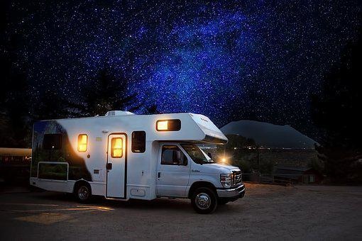Reinigung für Wohnwagen & Wohnmobil & Camper