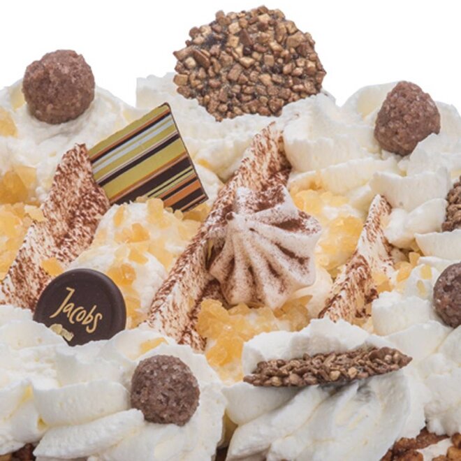 Hazelnoot-slagroomtaart