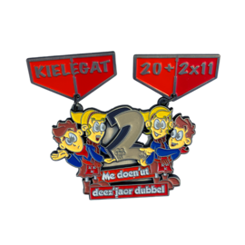 De officiële Kielegat® medaille 2022 motto 'Me doen'ut deez' jaor dubbel