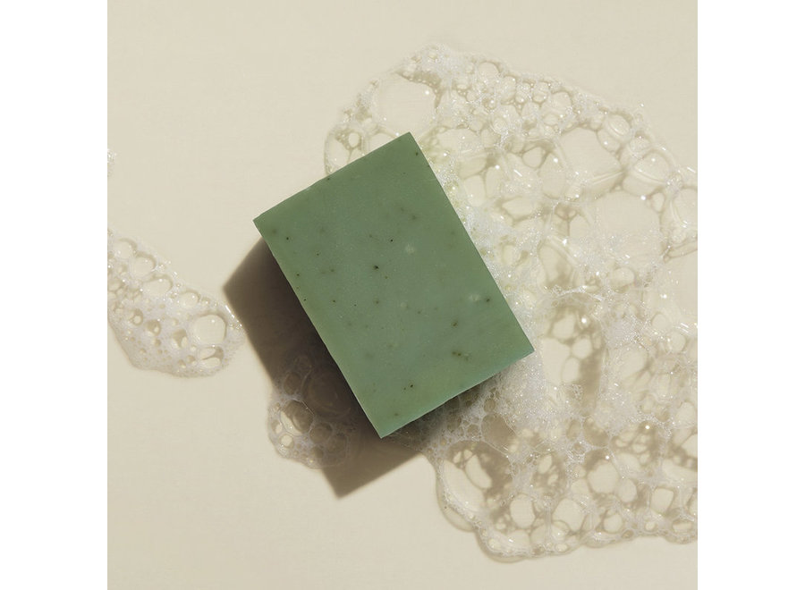Nettle & Rosemary Shampoo Bar by HelemaalShea Oceonics