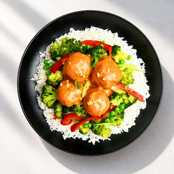 FoodPreps Coconut Curry Meatballs met Basmati en Groenten – Gezonde Kant-en-Klaar Maaltijd