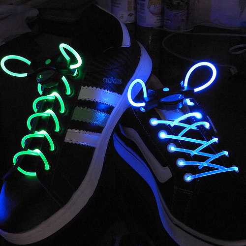Interessant scheren Te voet Lichtgevende-Veters - LED - Blauw / Groen - Wantohave