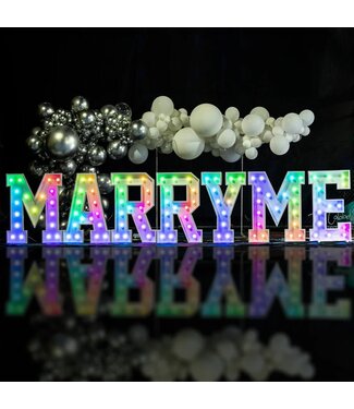 Lichtgevende Letters Marry Me - 22 cm - RGB Met Afstandsbediening