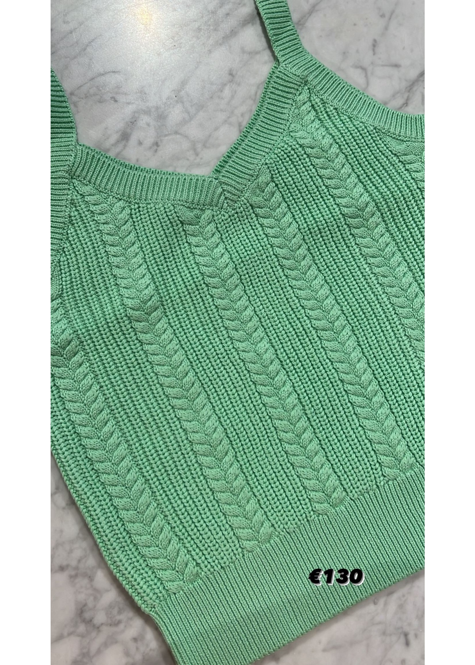 KNIT TOP