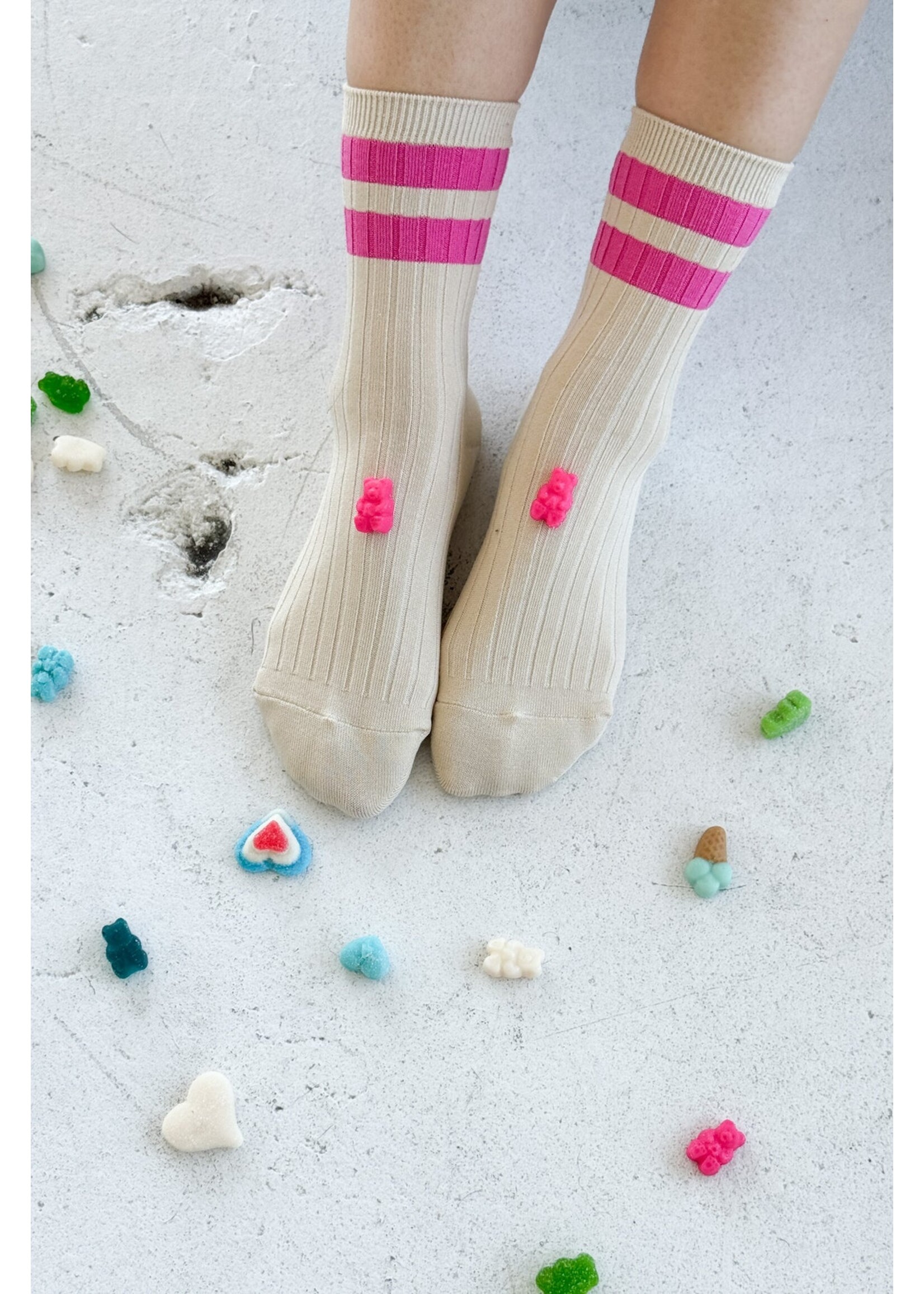 HER SOCKS VARSITY TAFFY