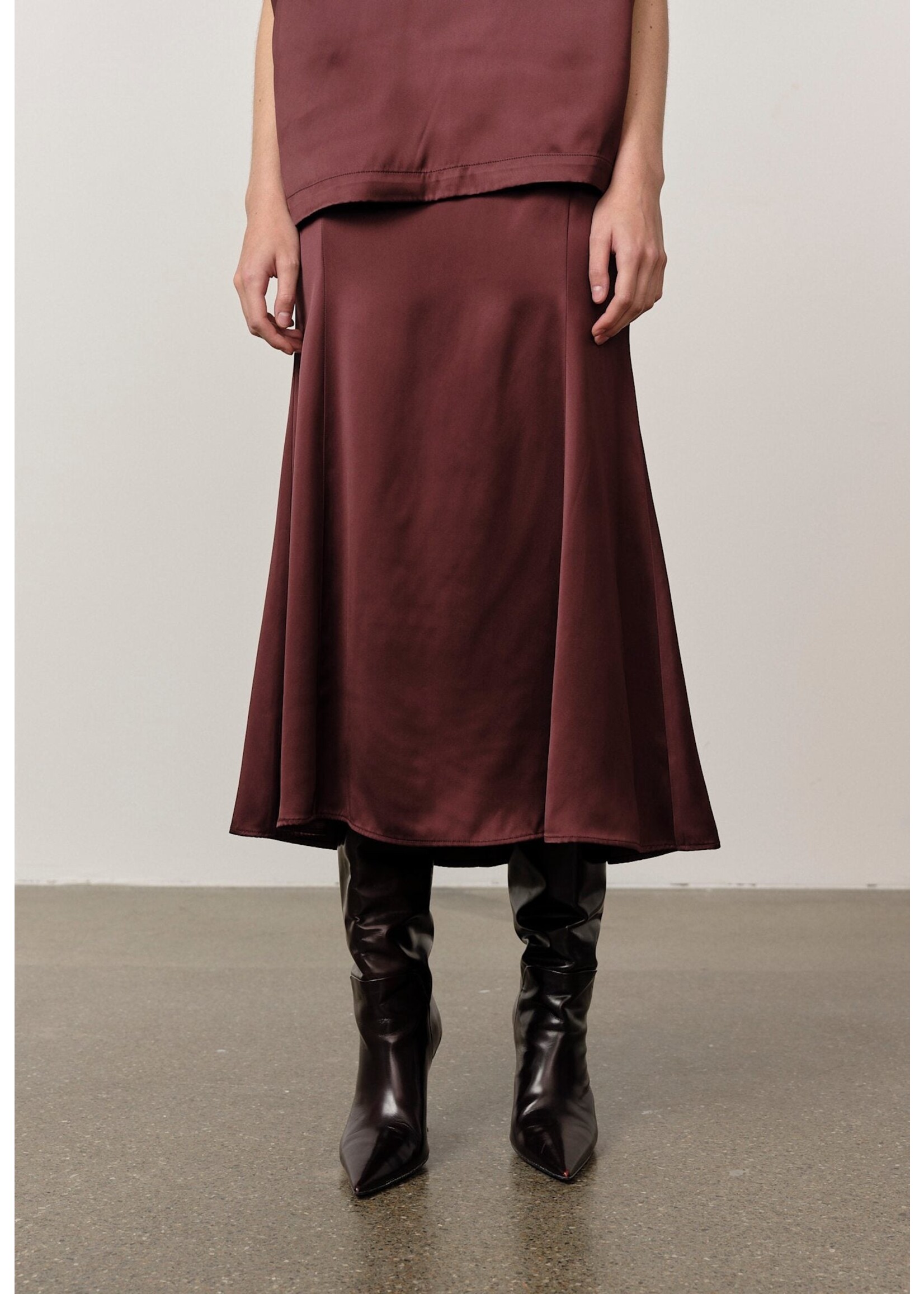 SILKY SKIRT