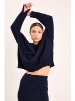 OVERSIZED KNIT