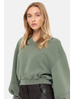 V NECK SWEATER
