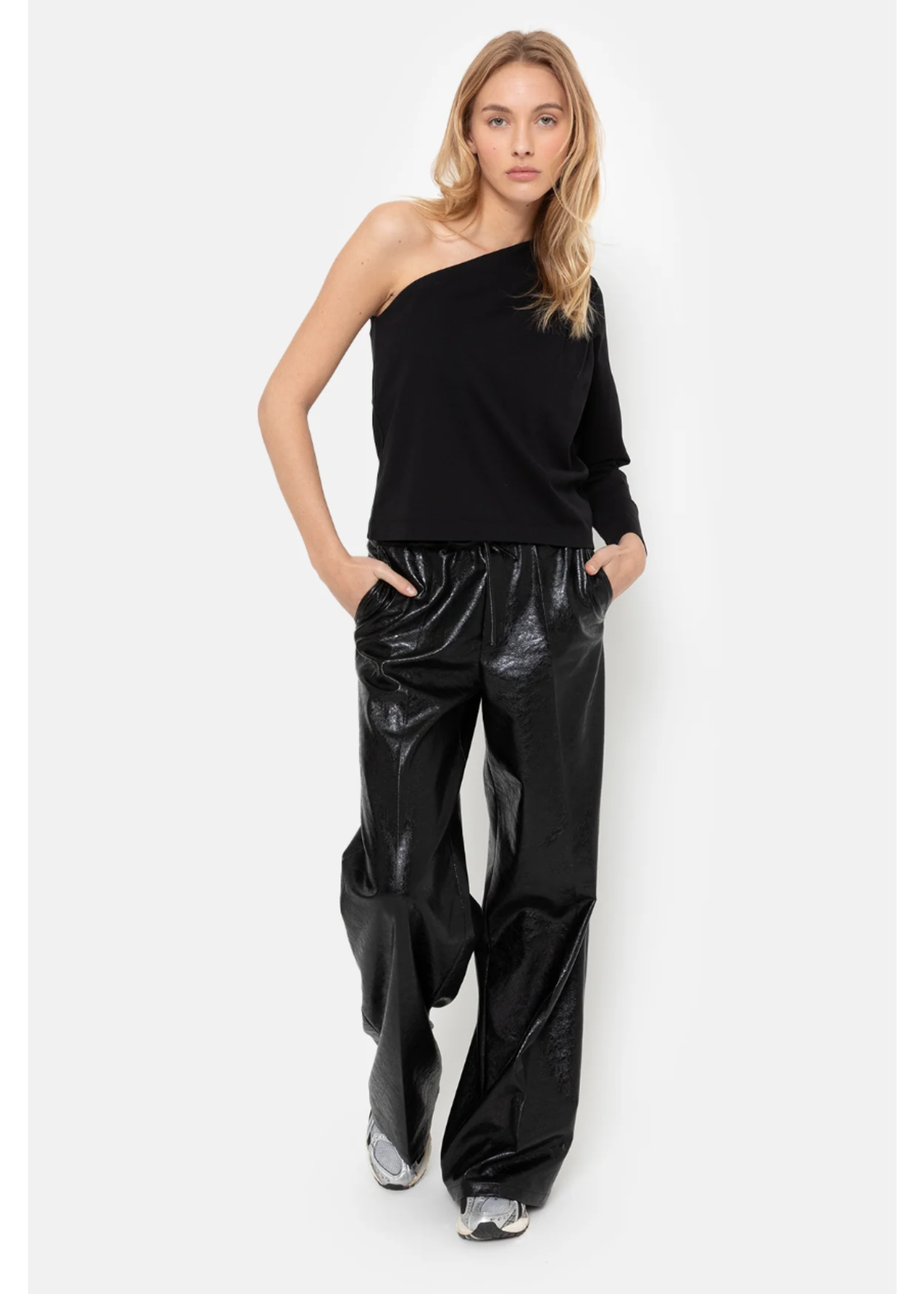 FAUX LEATHER PANTS