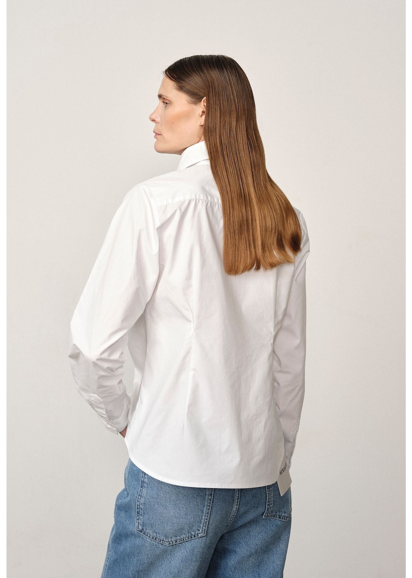 BIG COLLAR SHIRT