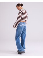LOGO JEANS
