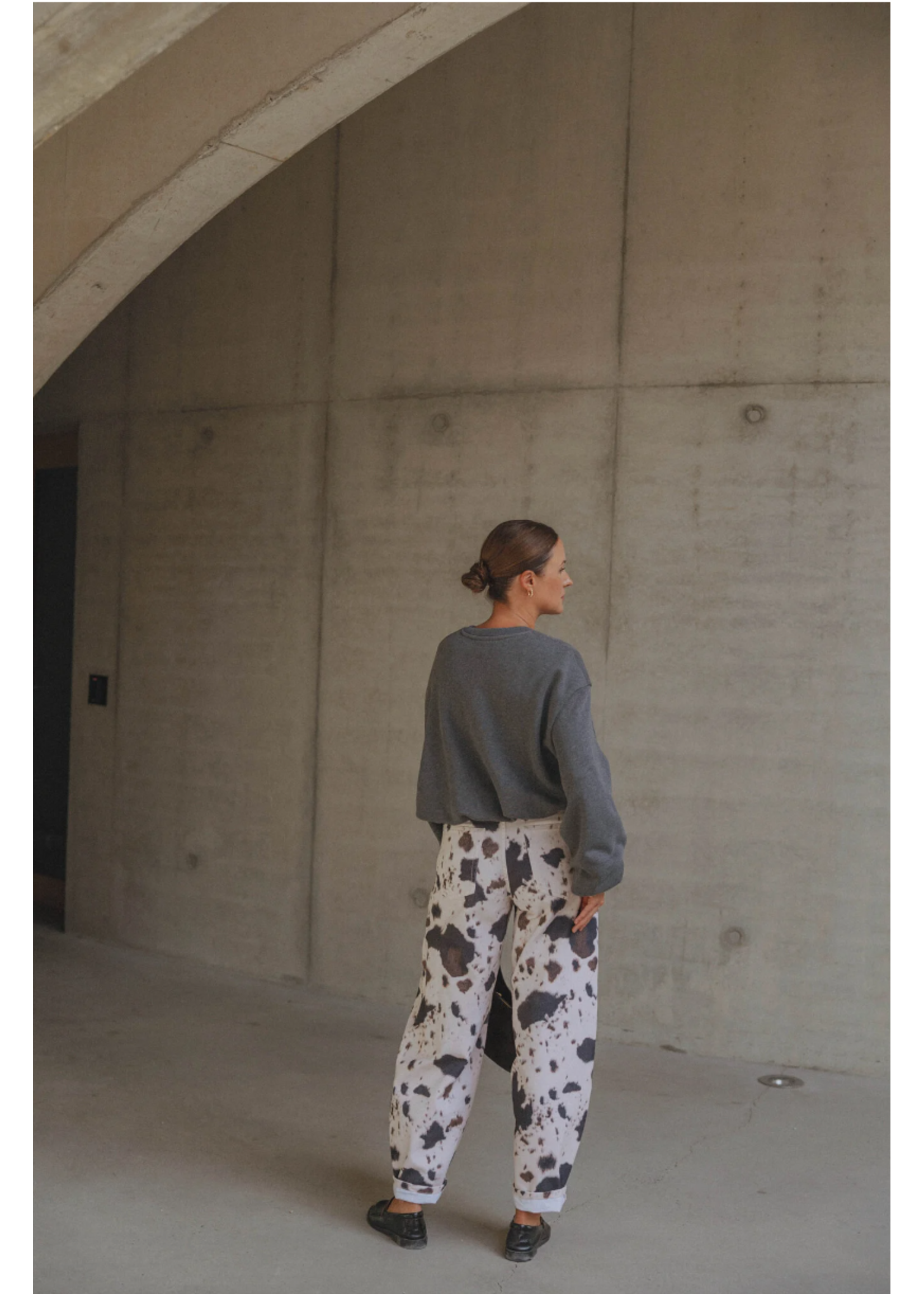 COW PRINT JEANS