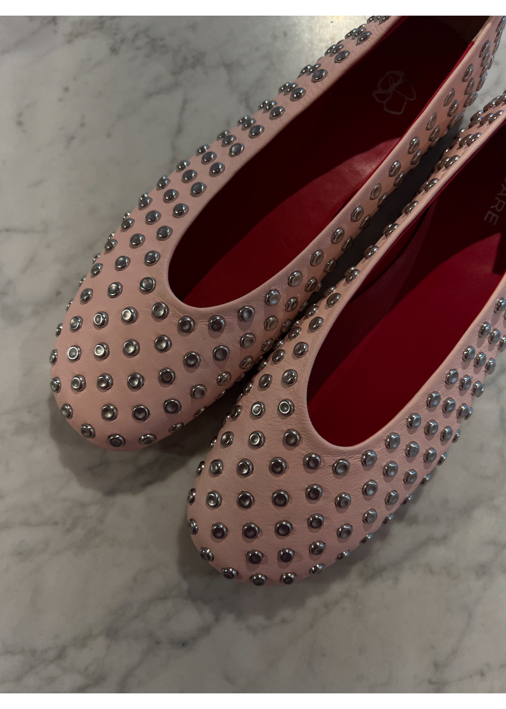 STUDDED FLATS