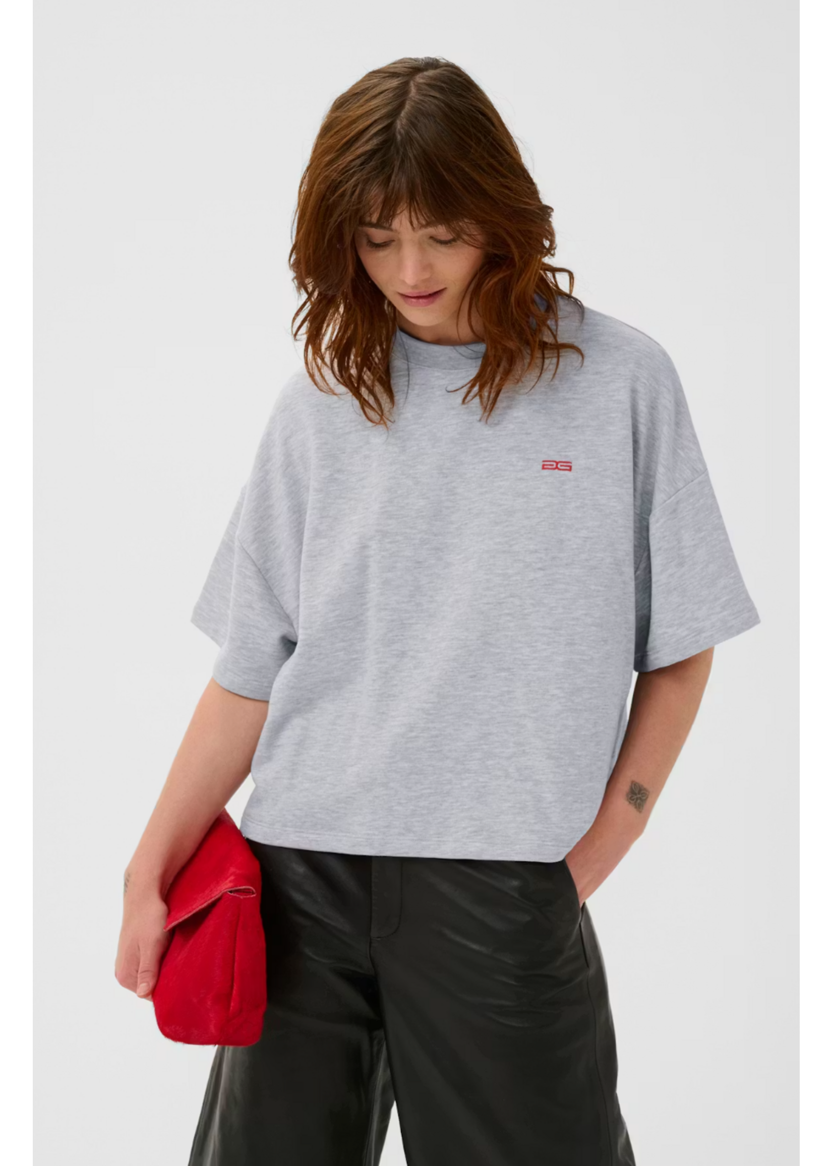 SWEAT TSHIRT