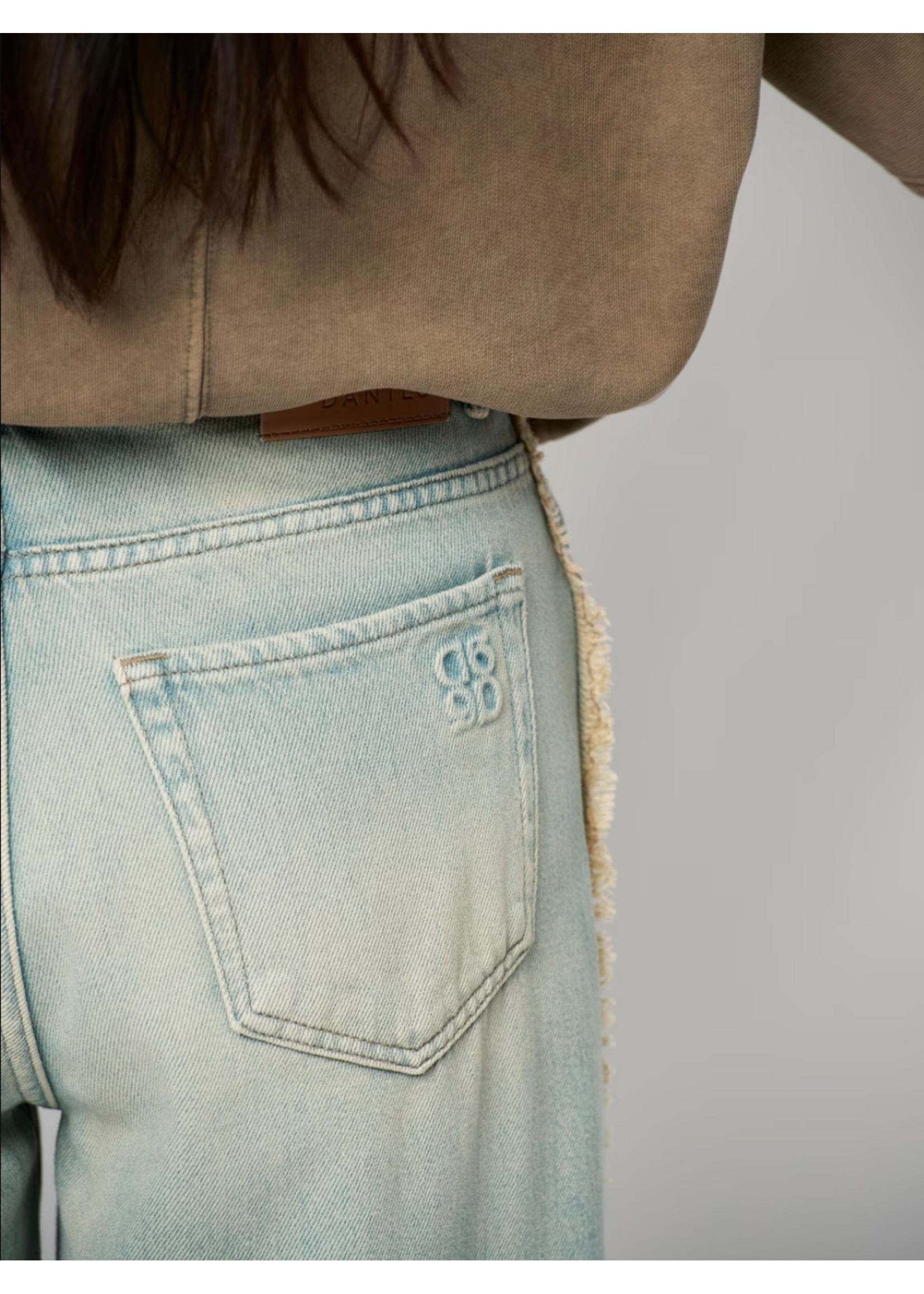 FRINGE JEANS