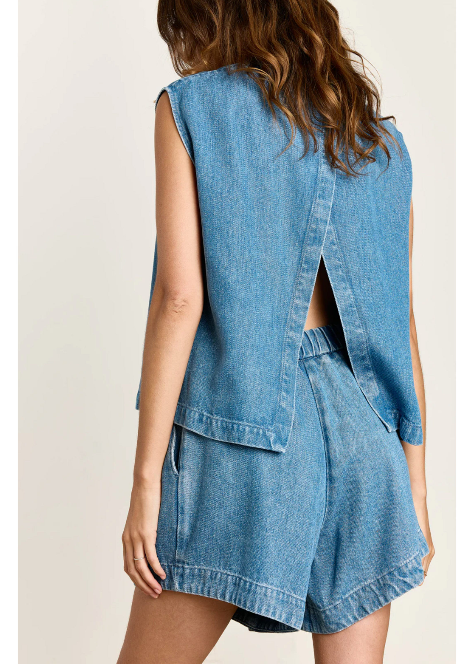 DENIM TOP