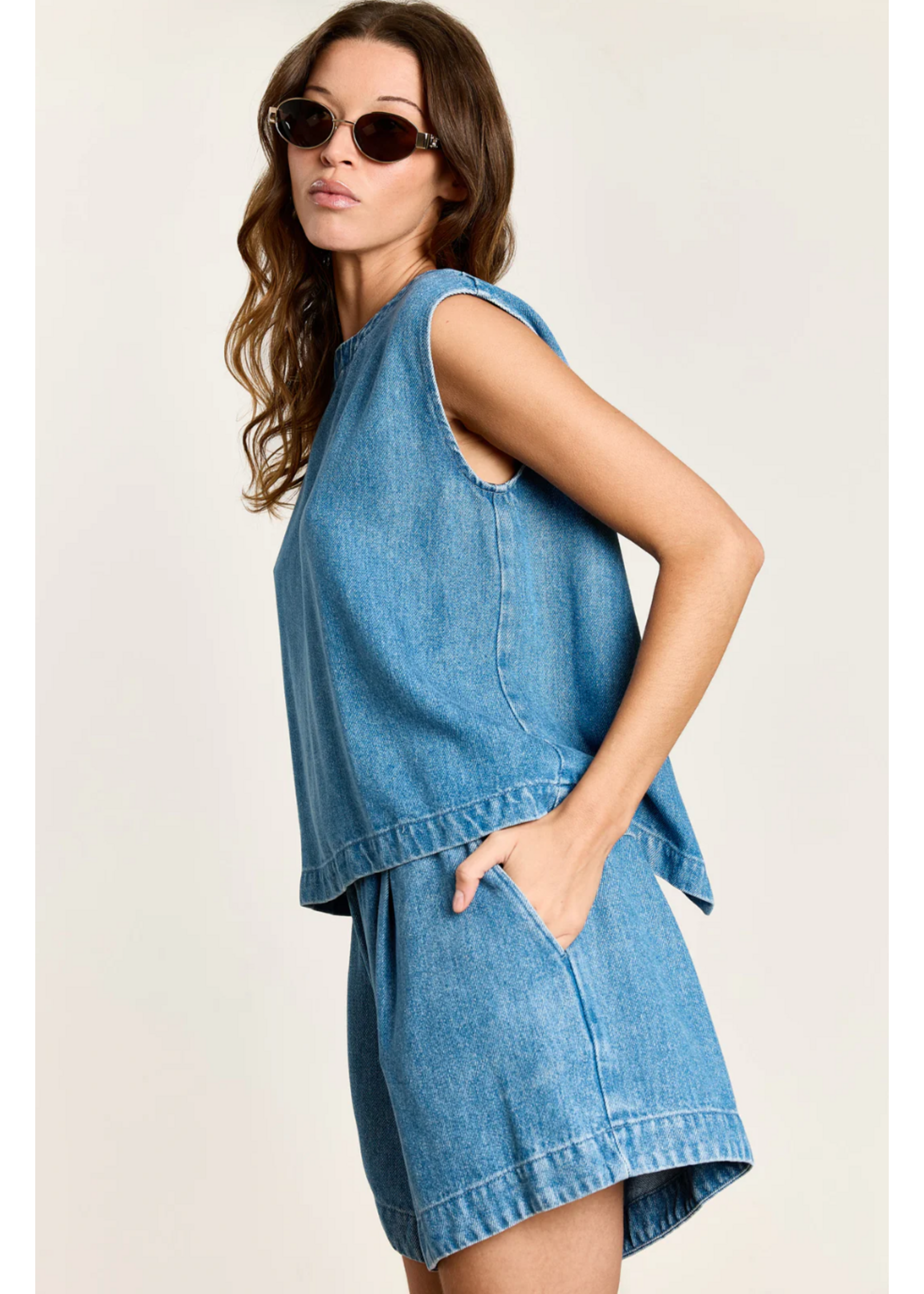 DENIM TOP