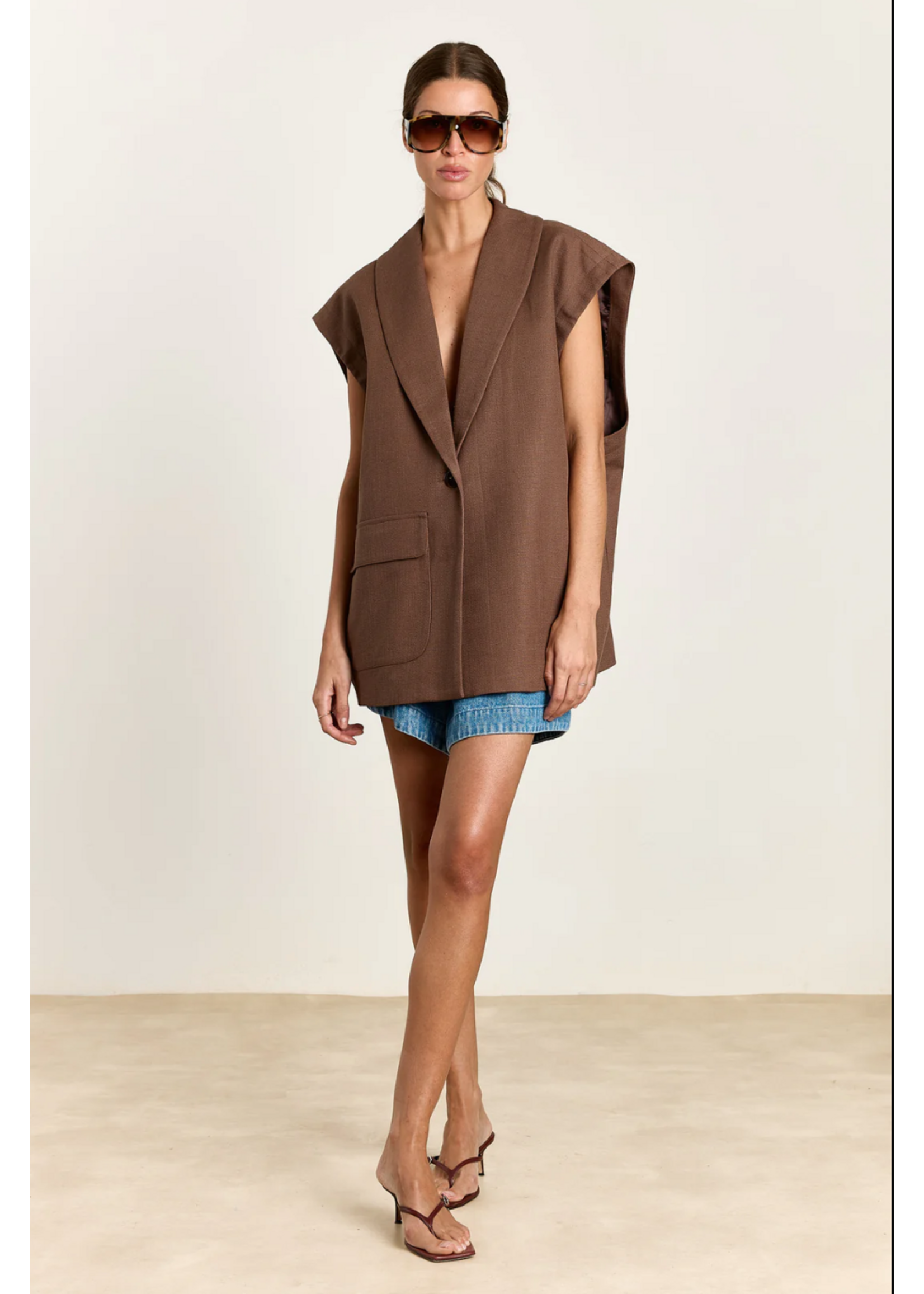 VEST