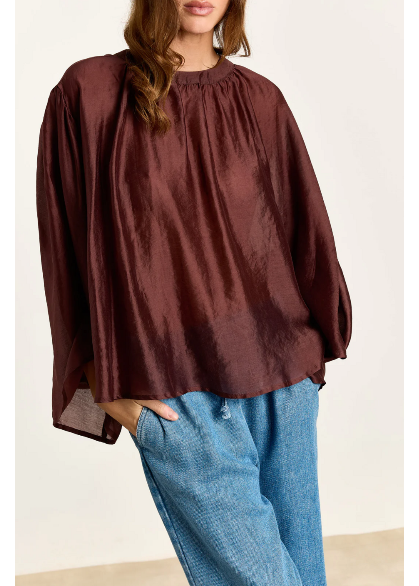 BLOUSE