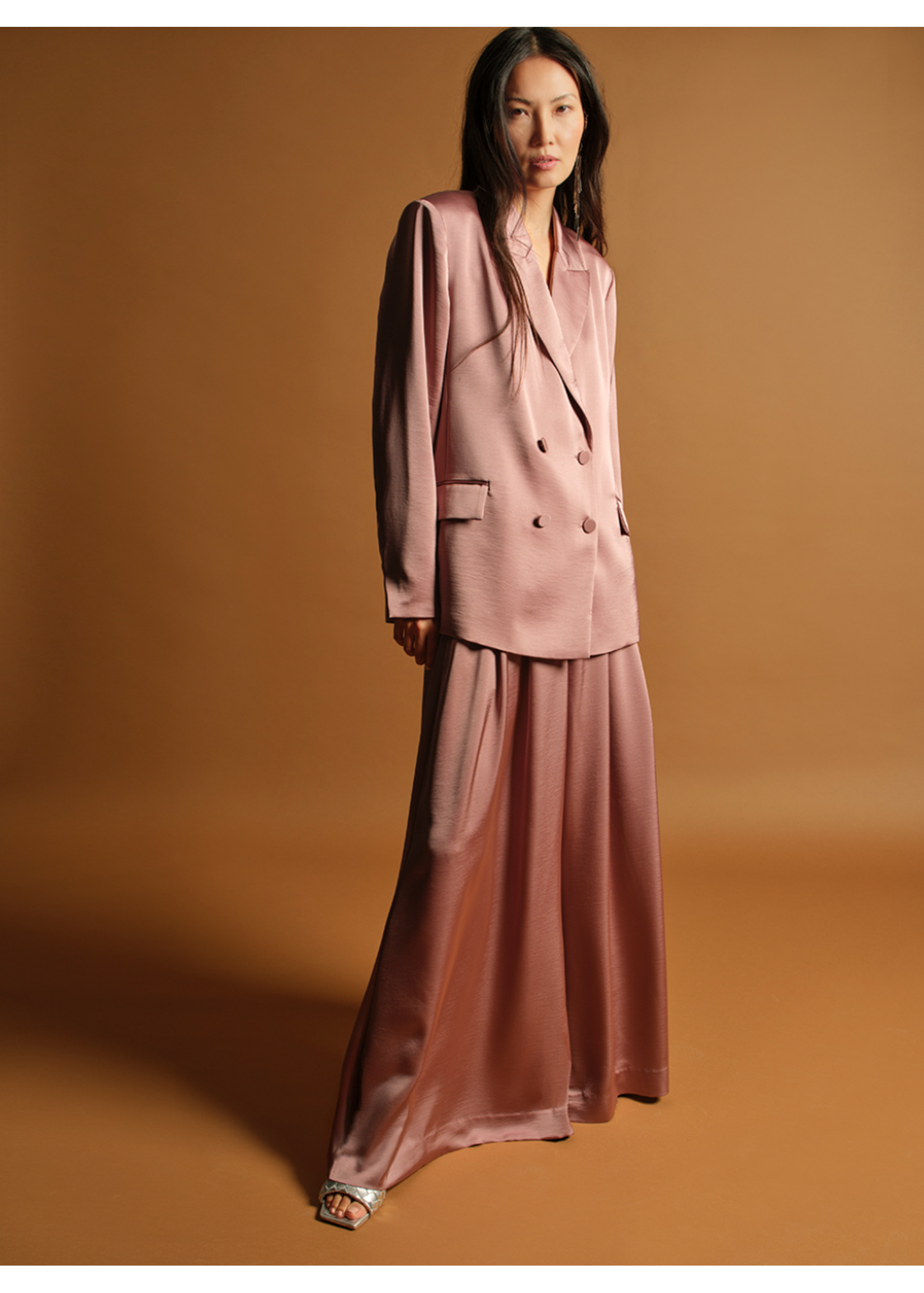 SATIN BLAZER
